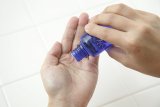 デコボコ肌用美容液　薬用アクレケア