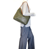 Daisy Petal Shoulder Bag