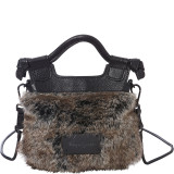 Phoebe Tiny City Crossbody