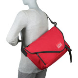 Flat Iron Laptop Messenger (MD)