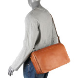 Traditional Flap Brief Messenger