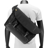 Boa Nerve Messenger Bag