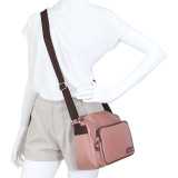 Essential Deluxe Messenger Bag