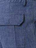 loose fit trousers 