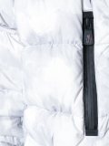 连帽搭扣夹克