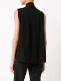 sleeveless knitted top