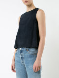 sleeveless top 