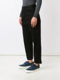 tapered jeans 