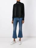 round neck jumper