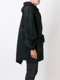 'Pointy Sleeve'夹克