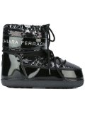 'Flirting' snow boots