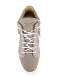 Kriss sneakers
