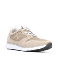 lace up trainers 