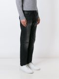 'Fade to Black'牛仔裤