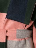 'Cape'外套