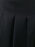 pleated skirt 