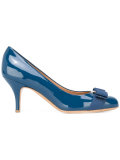 Carla pumps