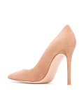 classic pumps 