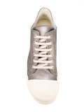 lace up trainers 