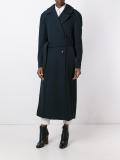 dislocated buttons belted coat