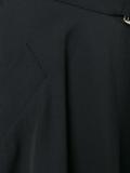 asymmetric skirt 