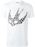 skull swallow T-shirt