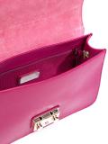 classic shoulder bag 