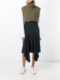knitted vest 