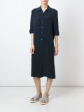 系腰带直筒连衣裙