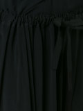loose-fit trousers