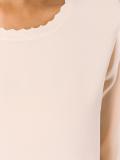 scalloped top