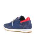 lateral patch sneakers