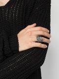 twisted ring
