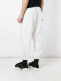 loose-fit trousers