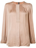 collarless blouse 