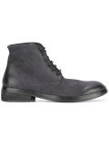lace-up boots 