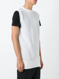 sleeveless knitted top