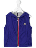 hooded vest 