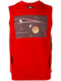 sleeveless car print T-shirt