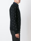星星铆钉套头衫