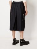 pleated short wide leg trousers