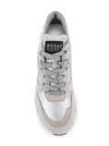 lace up trainers 