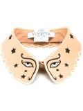 eye embroidered collar