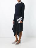 'The Story of Red and Blue' clutch