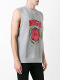 shortsleeved sweatshirt
