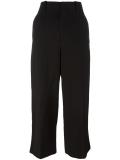 wide-legged cropped trousers