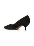 low comma heel pumps