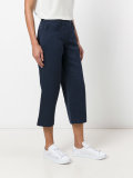 wide-legged cropped trousers
