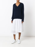 V-neck jumper