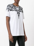 patterned collar T-shirt